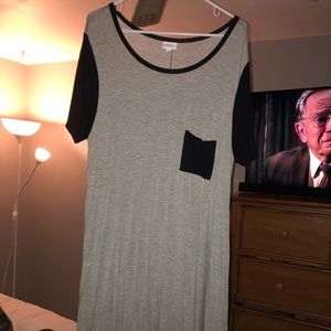 LulaRoe Large Grey Carly